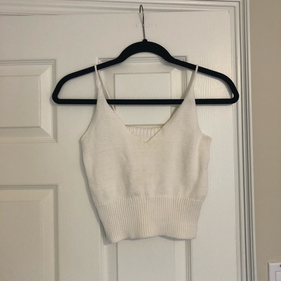 Brandy Melville Tank - Picture 2 of 2